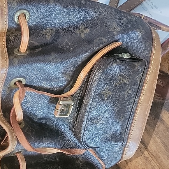 lv mini mountsouri backpack monogram canvas - Picture 4 of 14